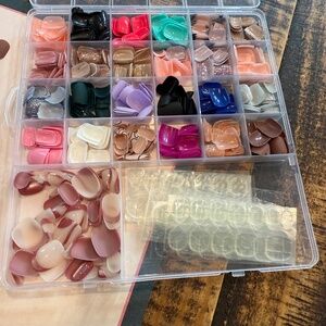 Press On Nails, 25 colors, Short, plus 16 adhesive nail tabs